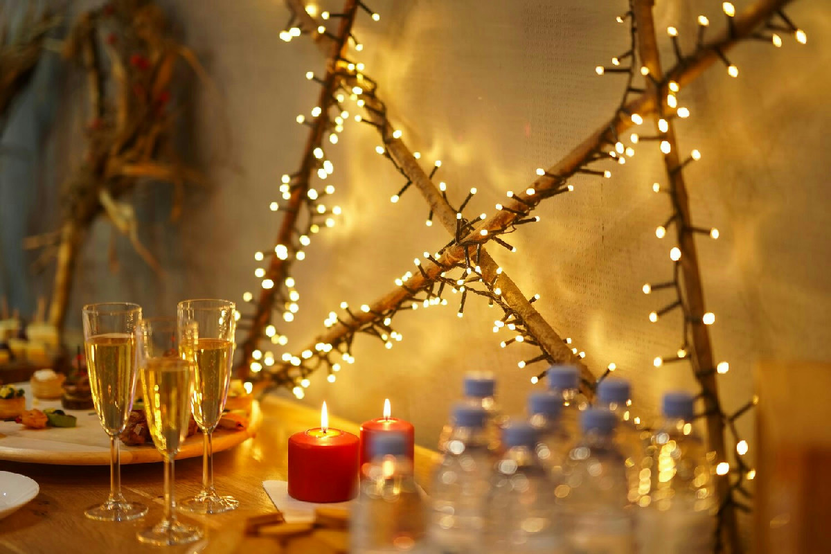 La nuova decorazione al centro della tavola natalizia che trasforma l’atmosfera delle feste 2025