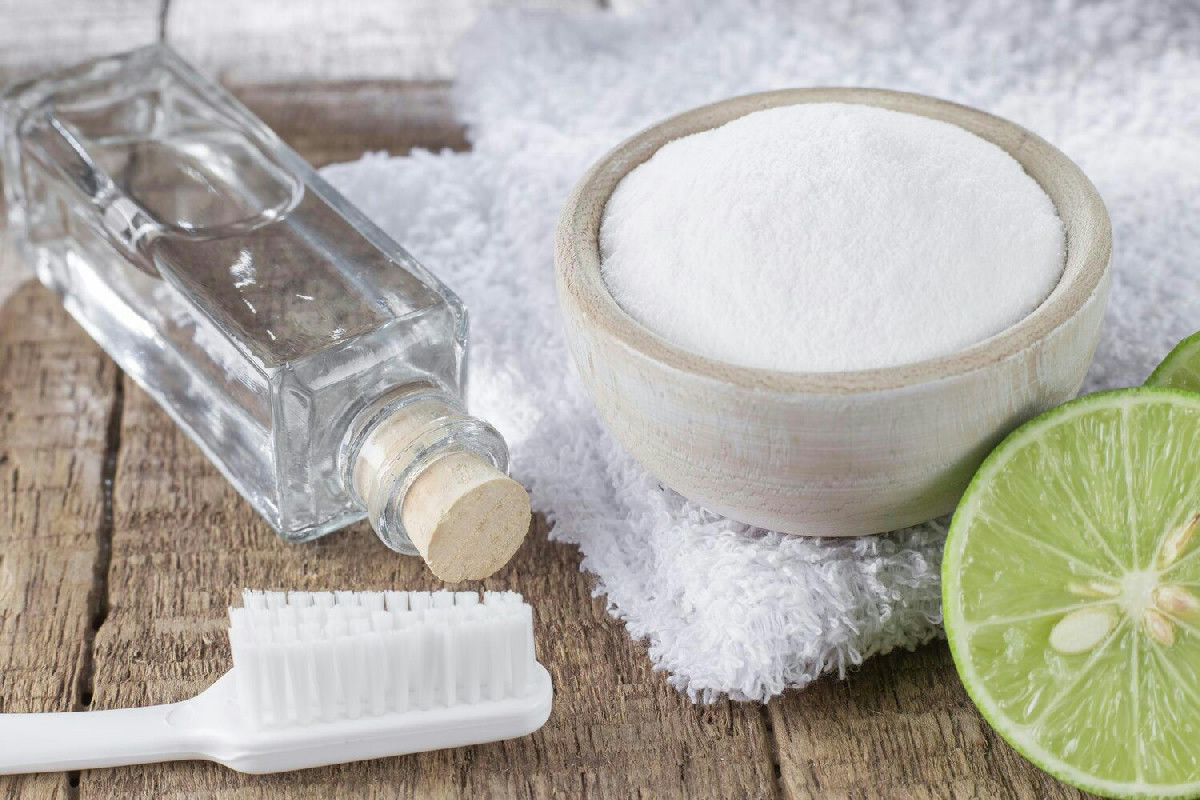 Questo semplice trucco nella pattumiera elimina gli odori e mantiene l’aria fresca più a lungo