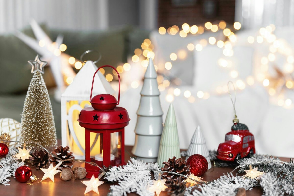 Semplici trucchi per decorare la casa a Natale risparmiando senza rinunciare all’atmosfera festiva
